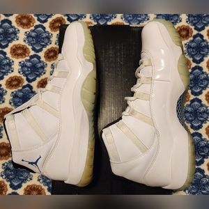 AIR JORDAN 11 RETRO, SIZE:10.5, COLOR: WHITE/LEGEND BLUE